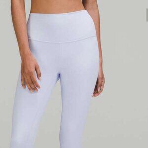 ✨New✨Lululemon Align HR Crop 21".  8